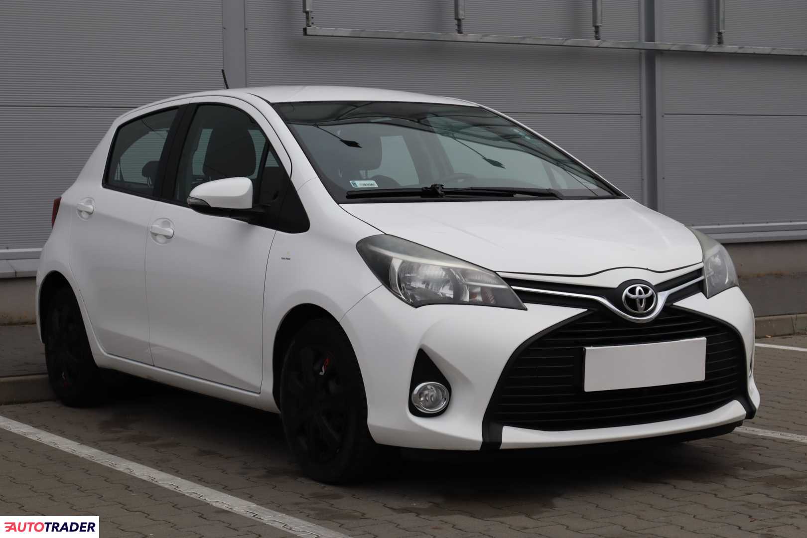 Toyota Yaris 2015 1.4 88 KM