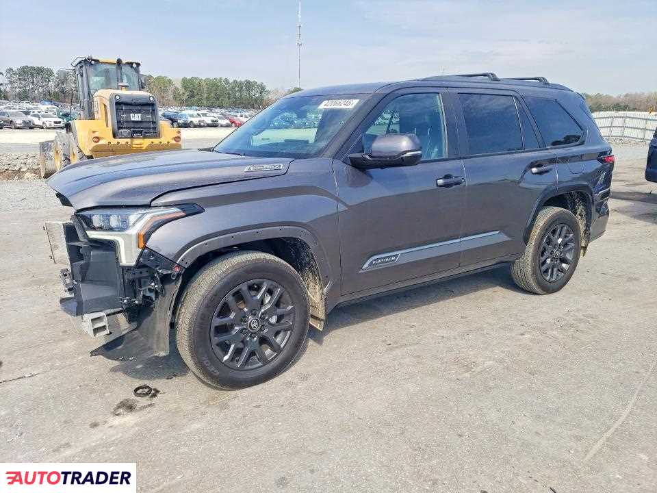 Toyota Sequoia 2025 3