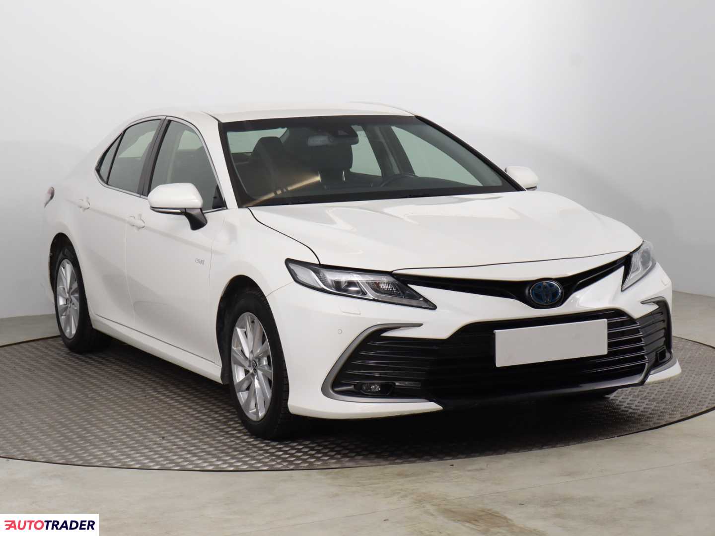 Toyota Camry 2021 2.5 214 KM