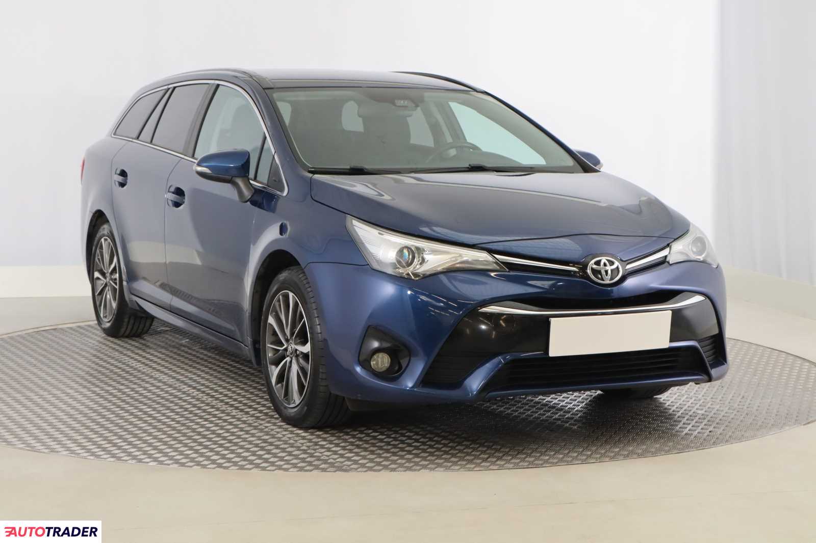Toyota Avensis 2017 2.0 140 KM
