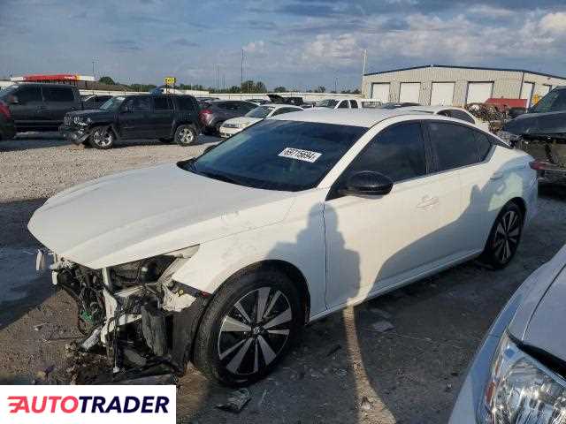 Nissan Altima 2.0 benzyna 2019r. (CAHOKIA HEIGHTS)