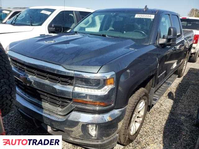 Chevrolet Silverado 5.0 benzyna 2018r. (RIVERVIEW)