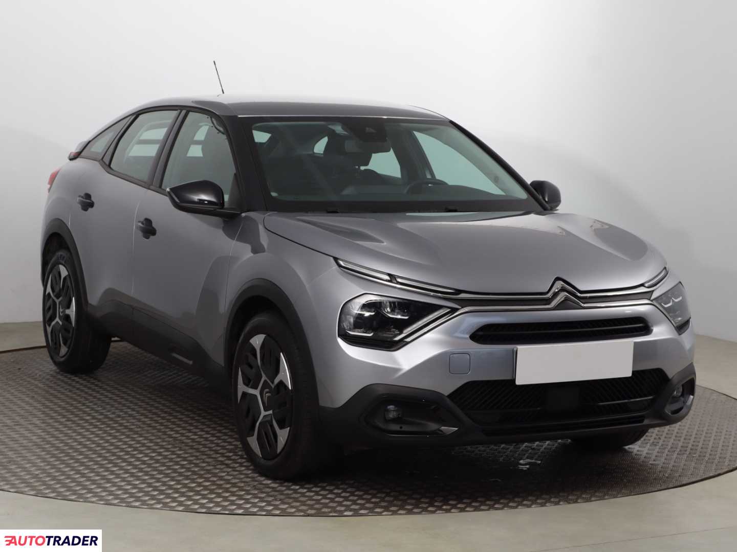 Citroen C4 2023 1.2 99 KM