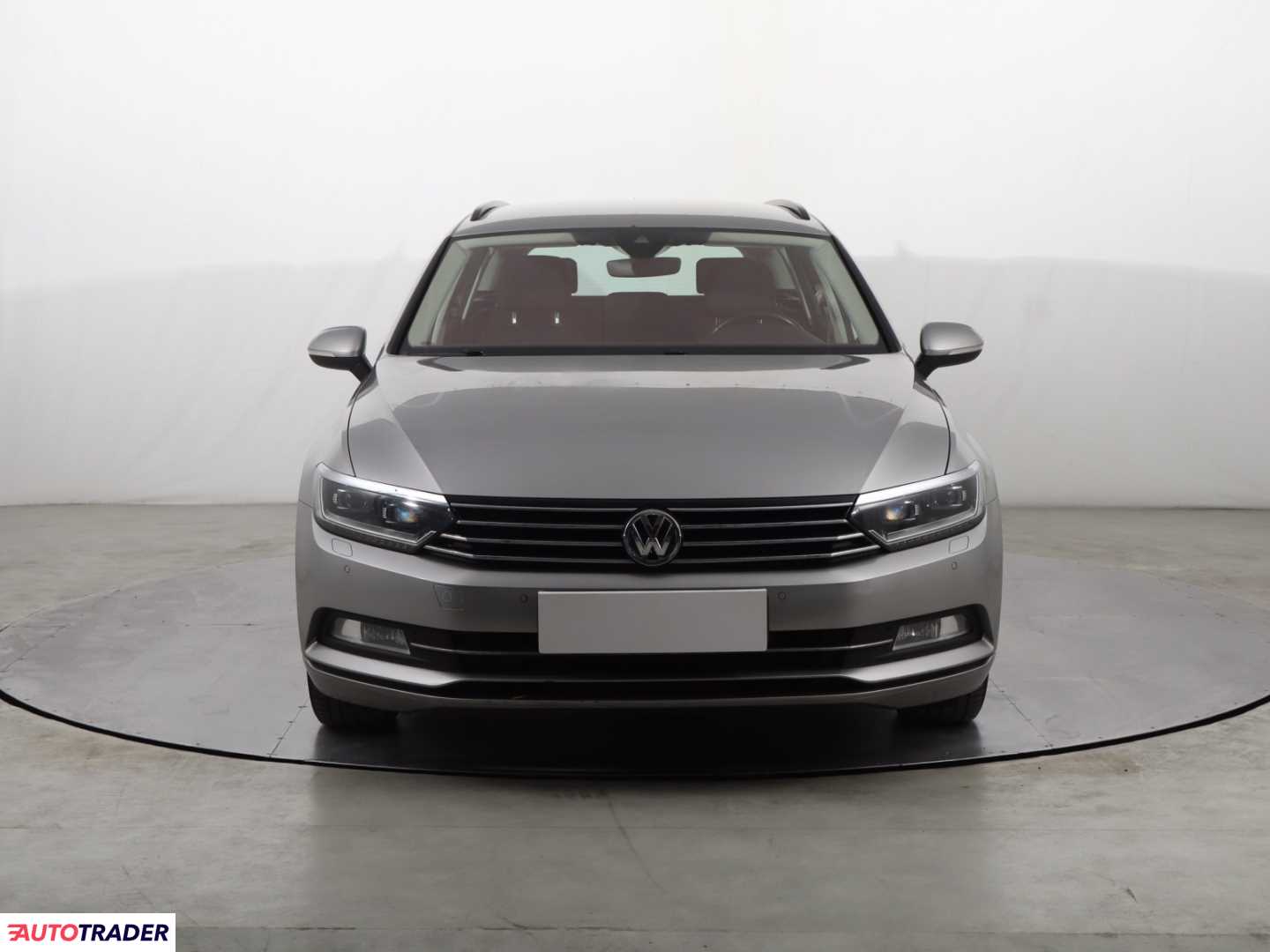 Volkswagen Passat 2015 2.0 147 KM
