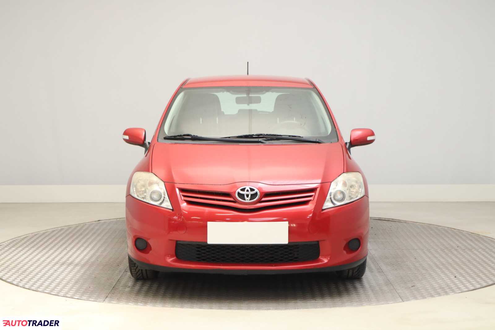 Toyota Auris 2012 1.3 97 KM