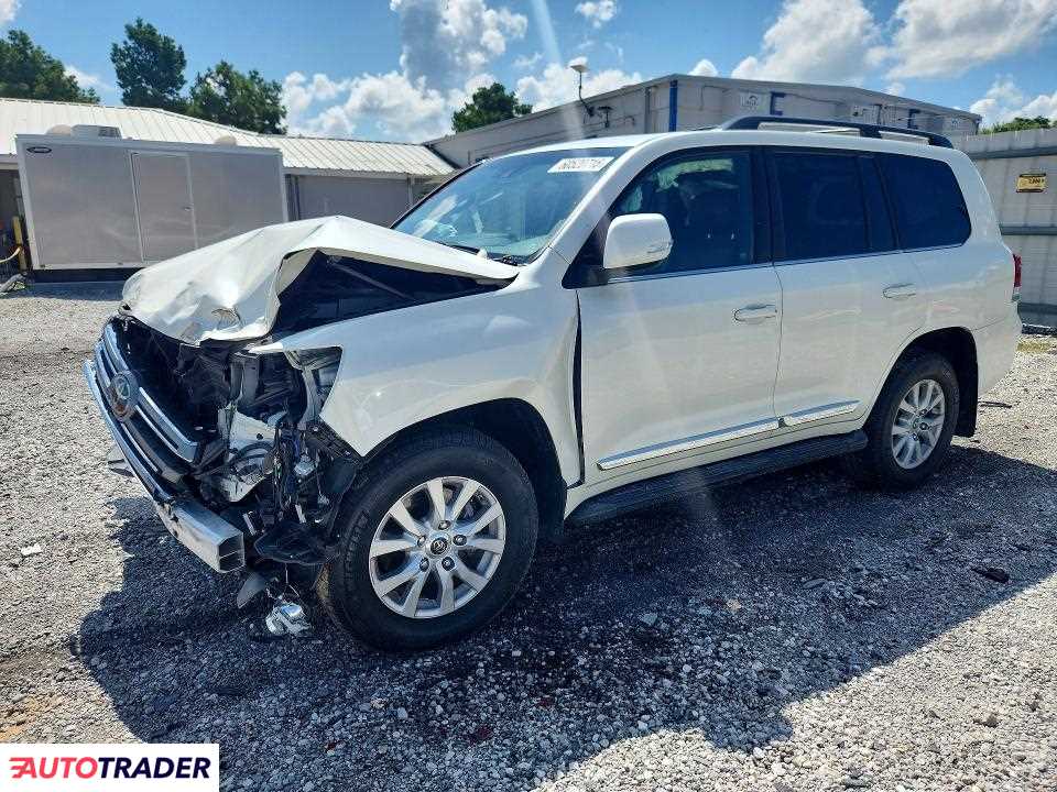 Toyota Land Cruiser 2021 5