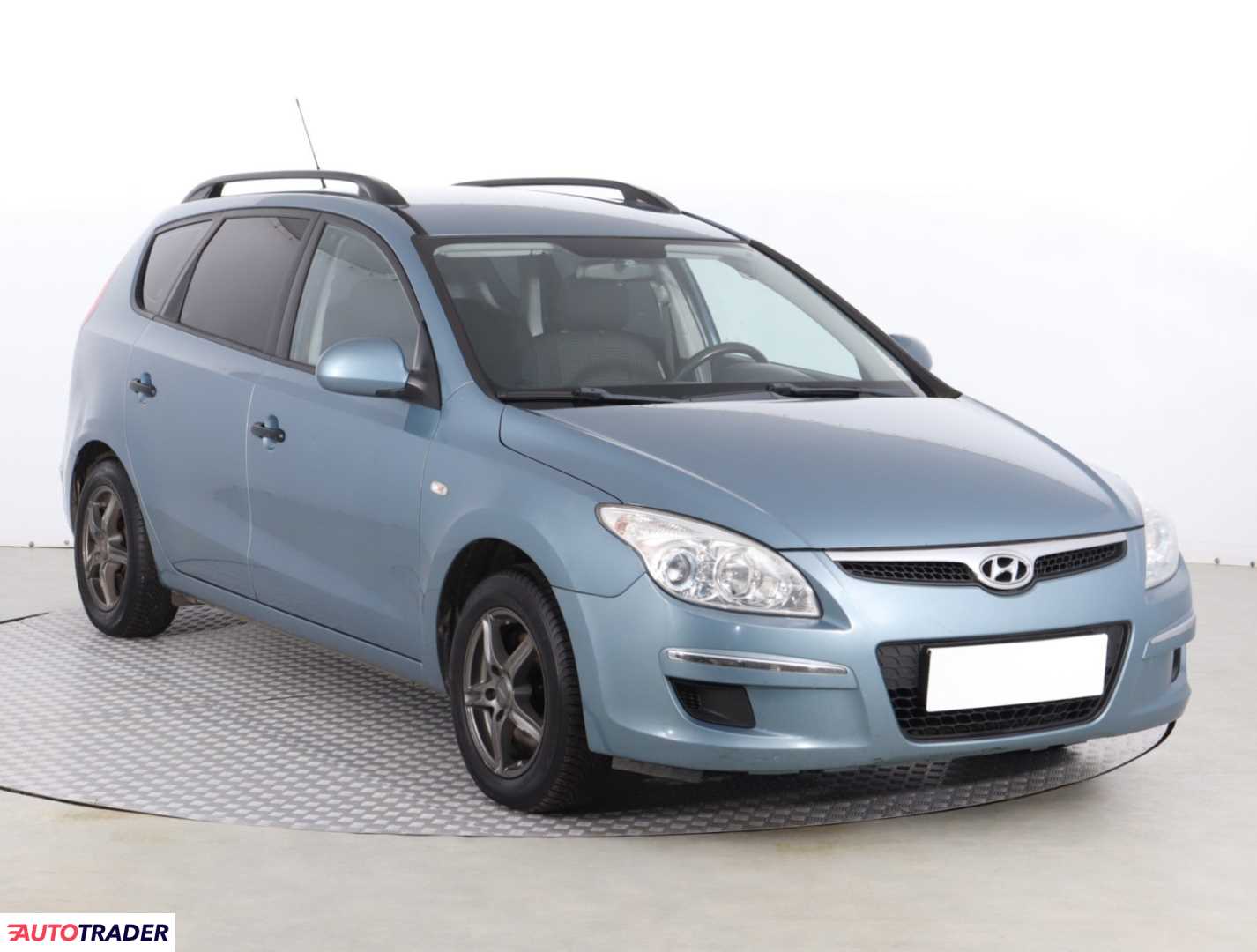 Hyundai i30 2009 1.6 88 KM