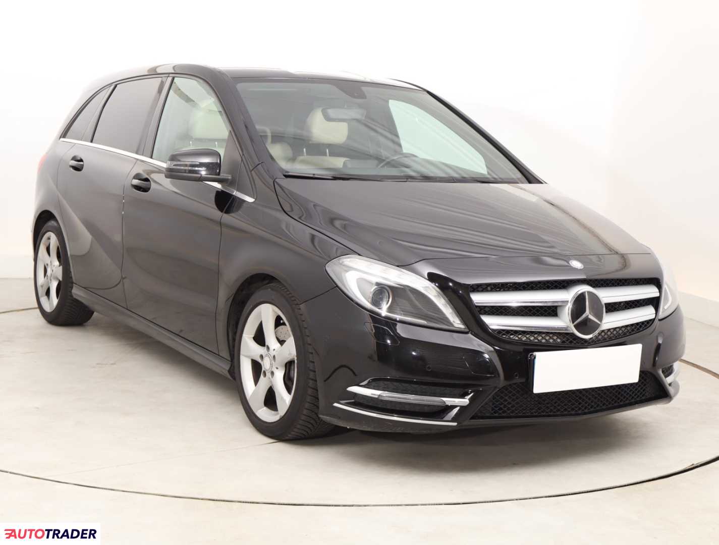Mercedes B-klasa 2014 1.5 107 KM