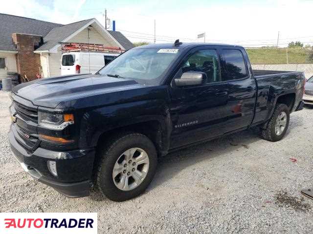 Chevrolet Silverado 5.0 benzyna 2019r. (NORTHFIELD)