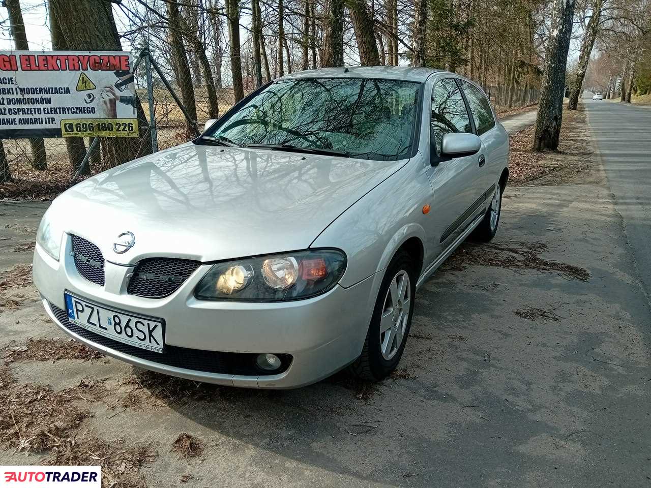 Nissan Almera 2003 1.5 98 KM