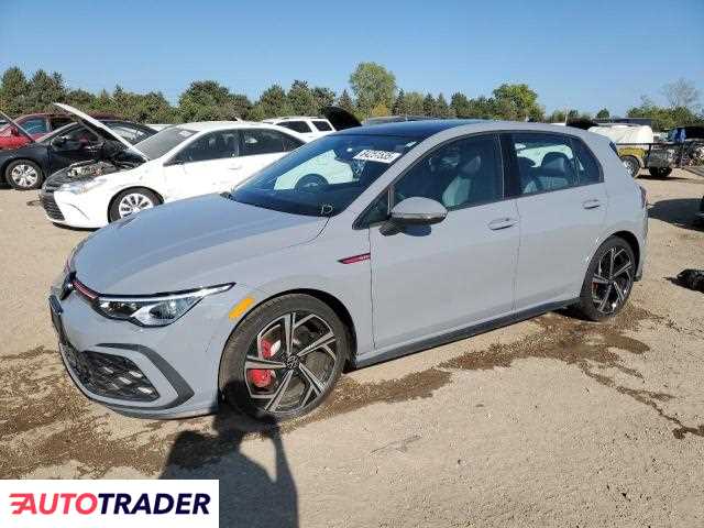 Volkswagen Golf 2024 2