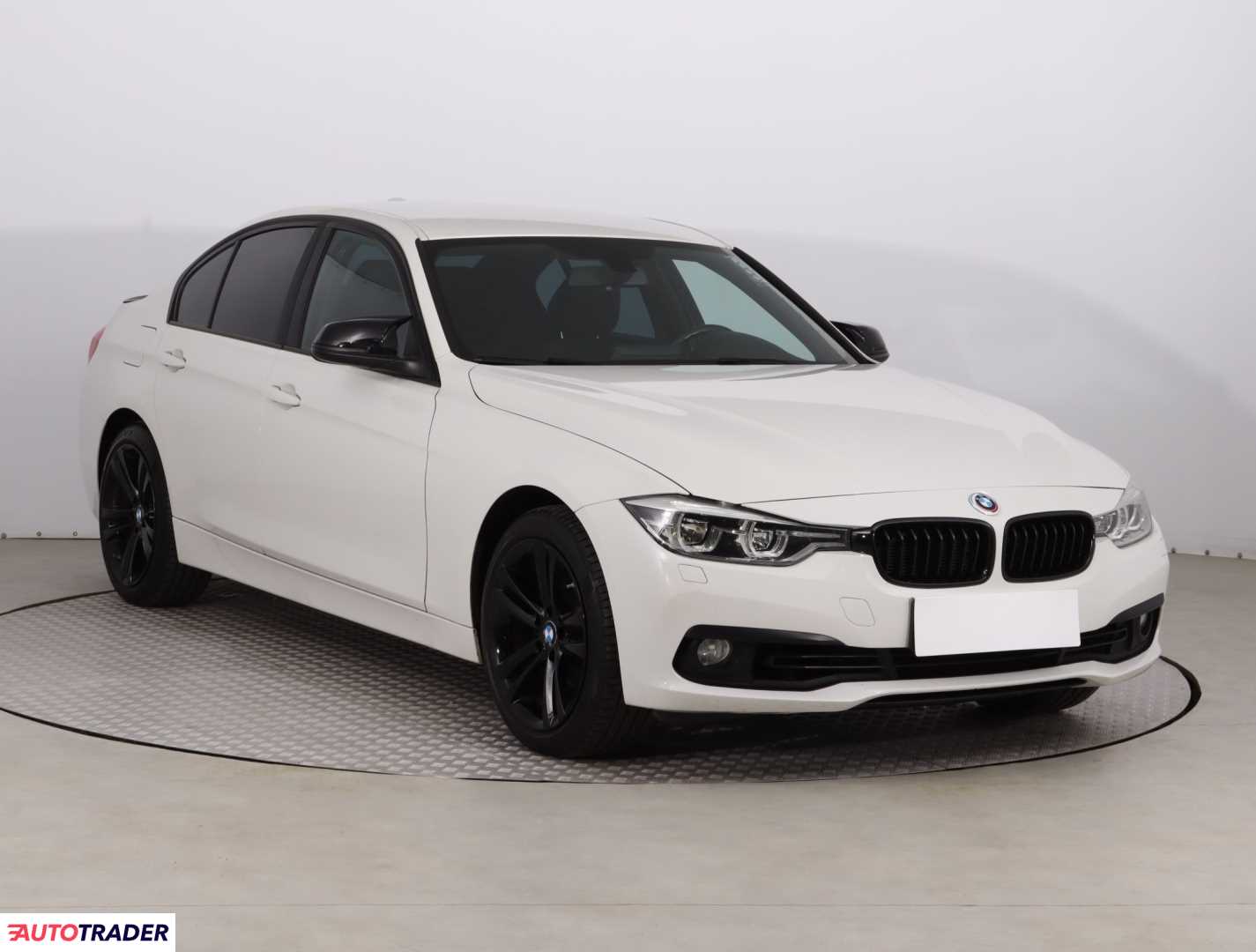 BMW 318 2017 1.5 134 KM BMW 318 2017 1.5 134 KM