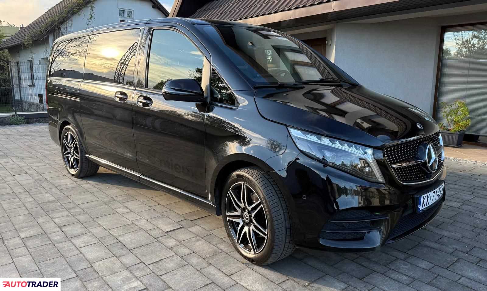 Mercedes V-klasa 2022 2.0 239 KM
