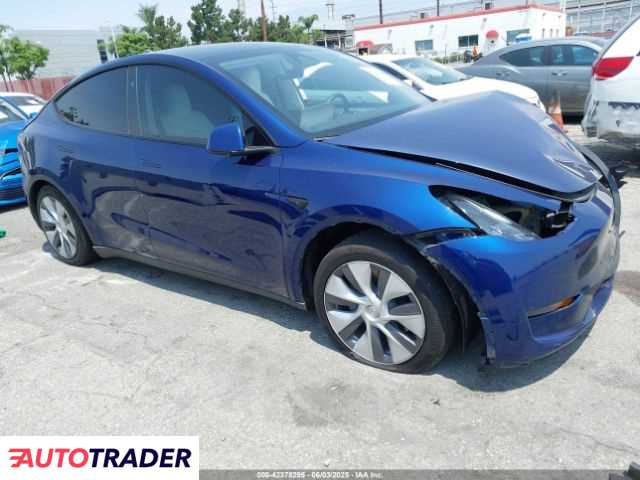 Tesla Model Y 2023 Tesla Model Y 2023