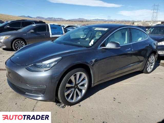 Tesla Model 3 benzyna 2019r. (LITTLETON)