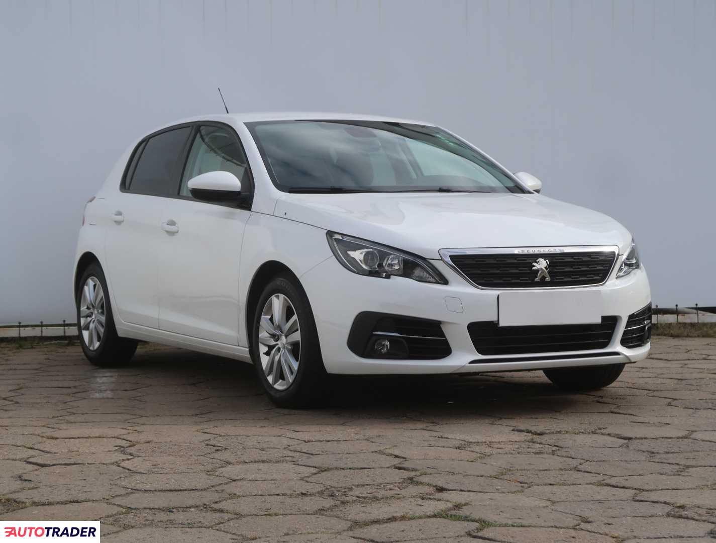 Peugeot 308 2020 1.2 108 KM