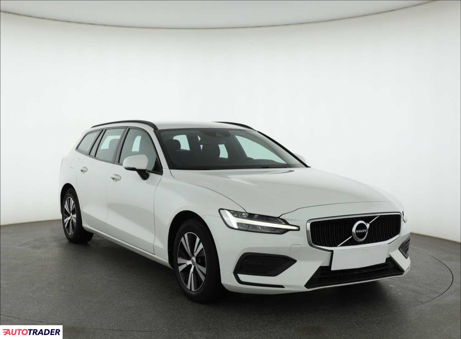 Volvo V60 2019 2.0 147 KM