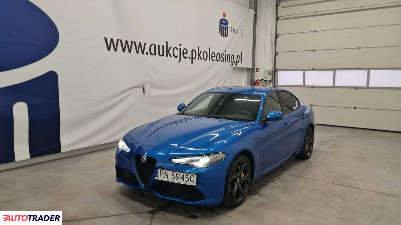 Alfa Romeo Giulia 2021 2.0 280 KM