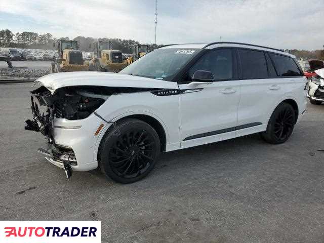 Lincoln Aviator 2023 3
