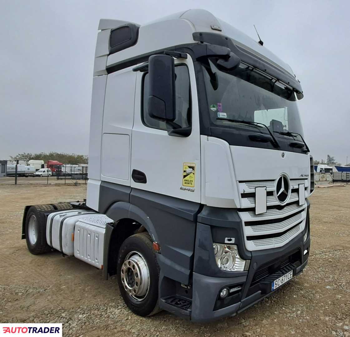 Mercedes actros