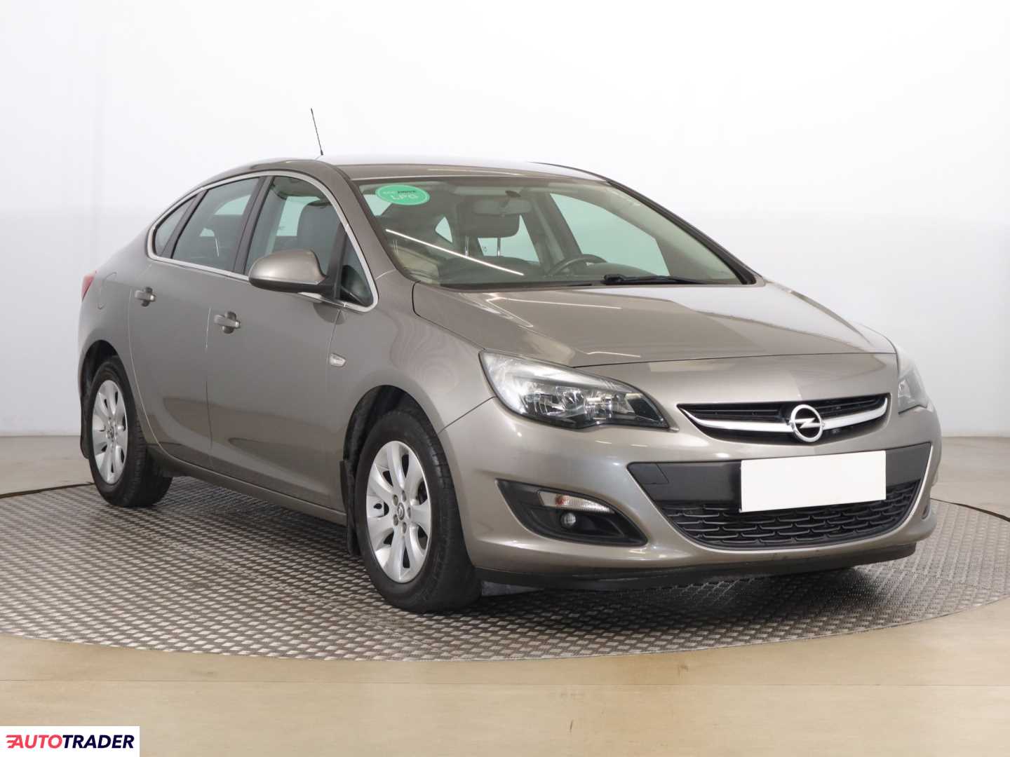 Opel Astra 2017 1.4 138 KM