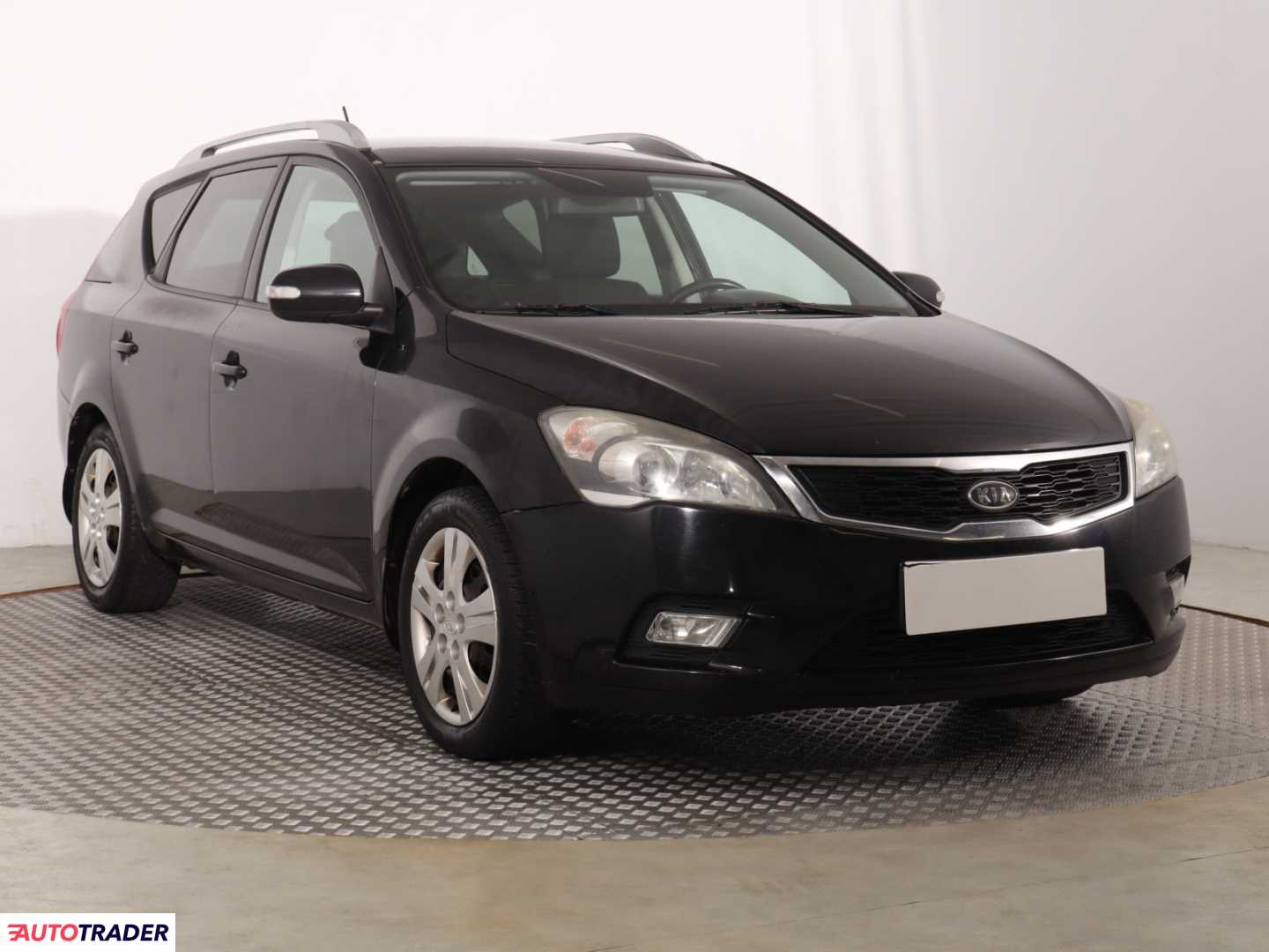 Kia Ceed 2011 1.6 113 KM