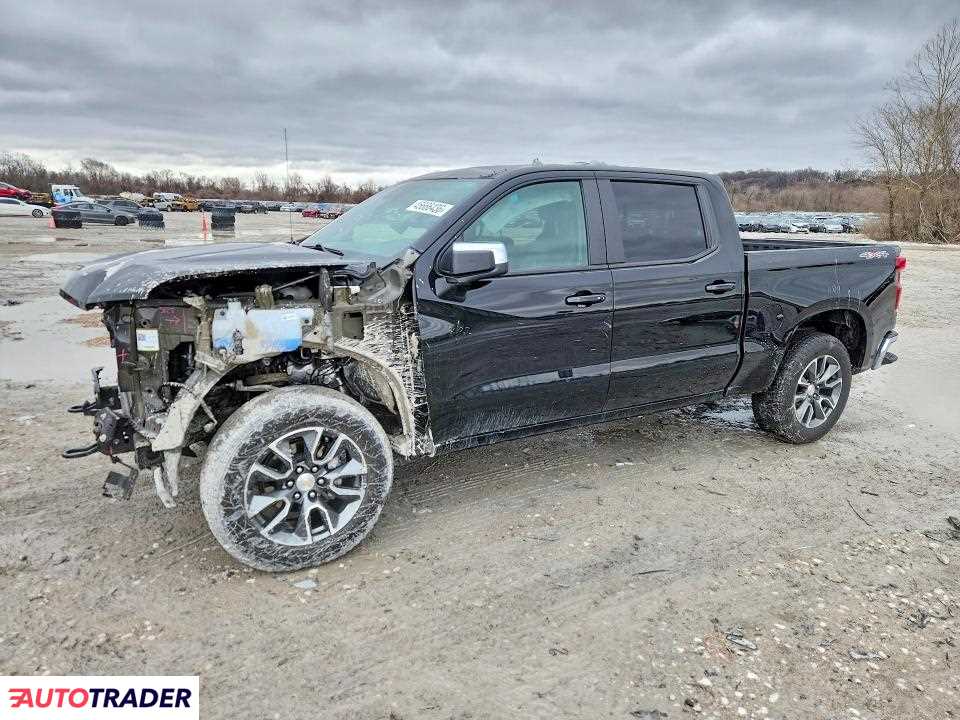 Chevrolet Silverado 2025 5