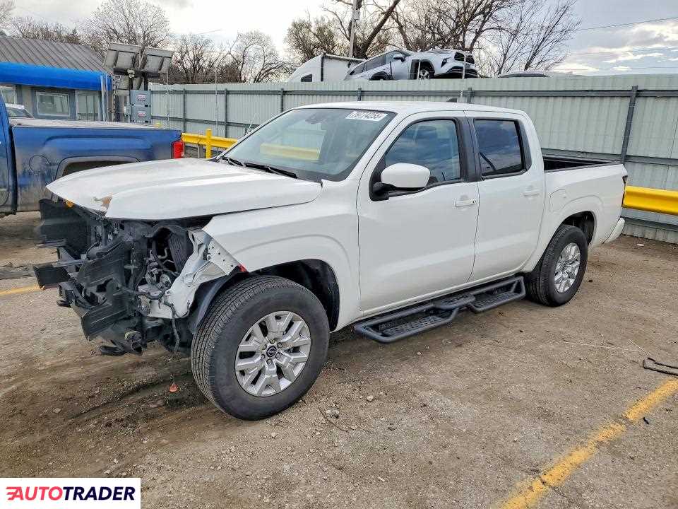 Nissan Frontier 2022 3