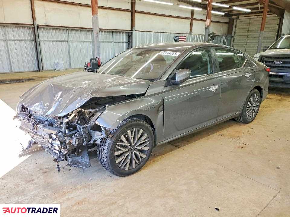 Nissan Altima 2023 2