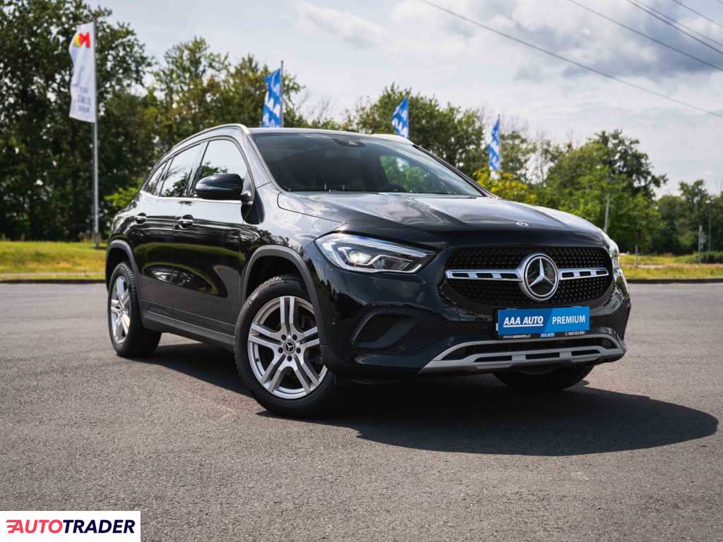 Mercedes G-klasa 2020 1.3 160 KM