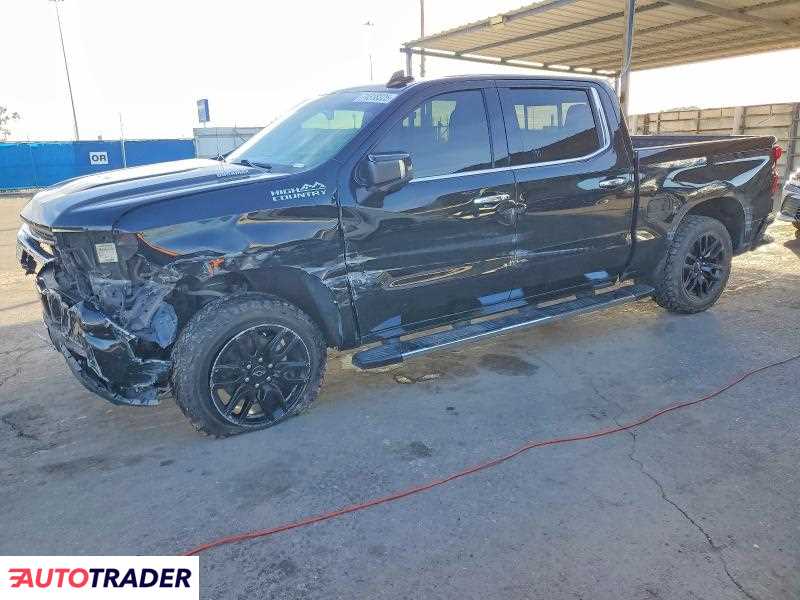 Chevrolet Silverado 2022 3