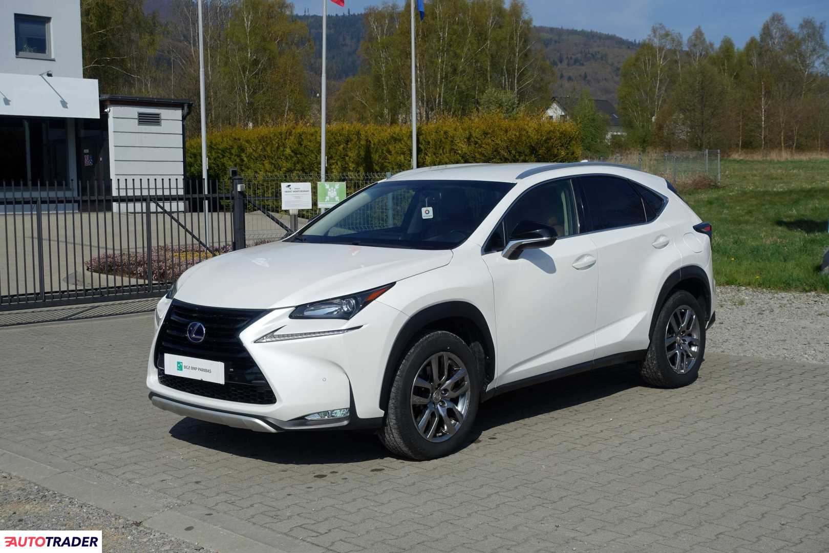 Lexus NX 2015 2.5 197 KM