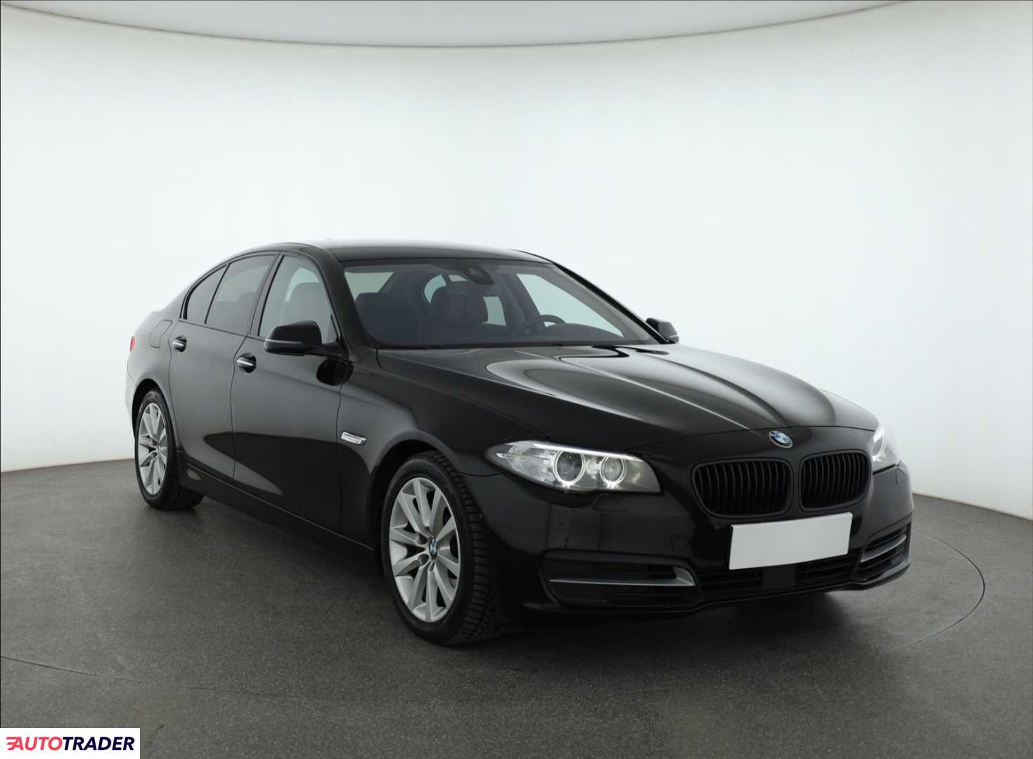 BMW 530 2013 3.0 254 KM