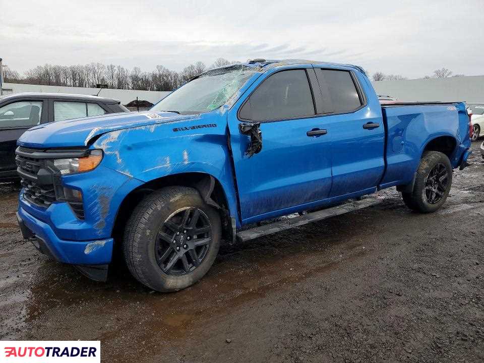 Chevrolet Silverado 2022 2