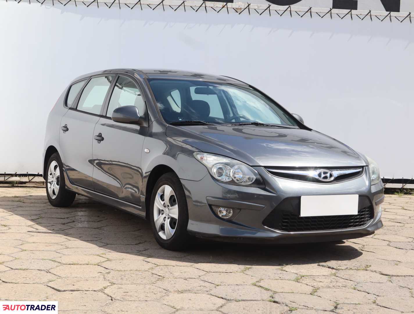 Hyundai i30 2010 1.4 107 KM Hyundai i30 2010 1.4 107 KM
