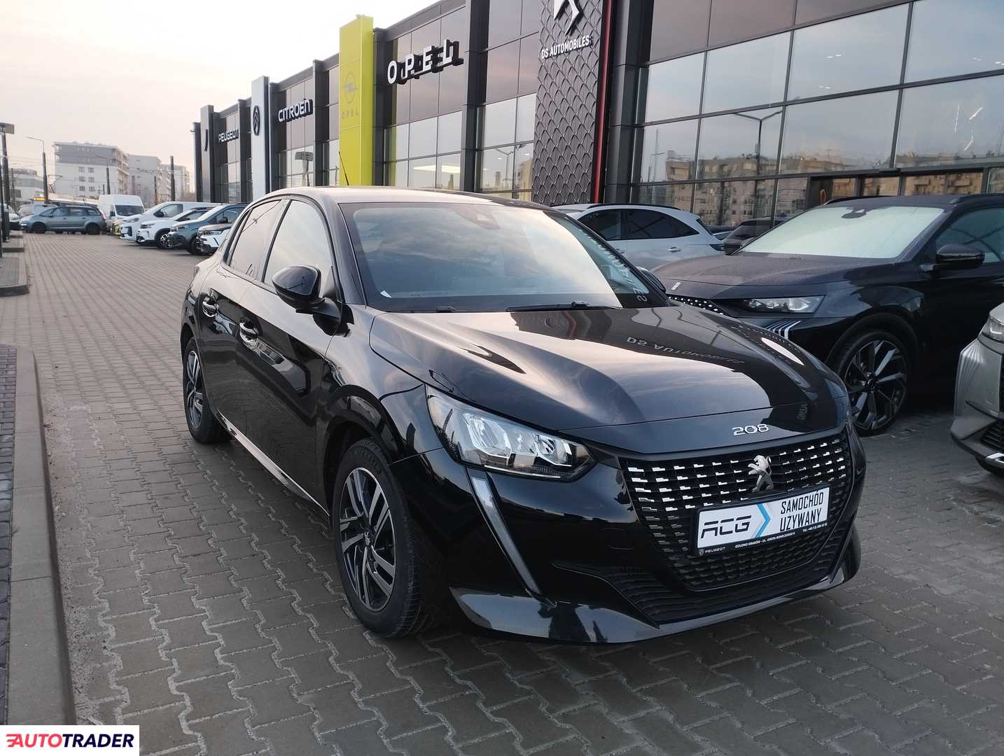 Peugeot 208 1.2 benzyna 102 KM 2023r. (Kraków, Nowy Targ)