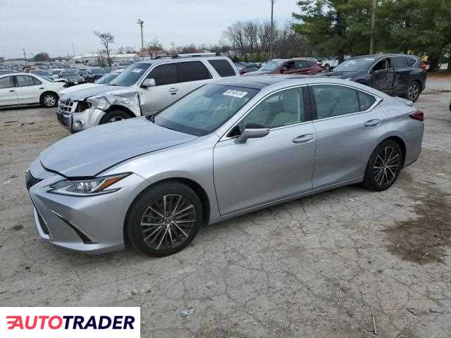 Lexus ES 3.0 benzyna 2023r. (LEXINGTON)