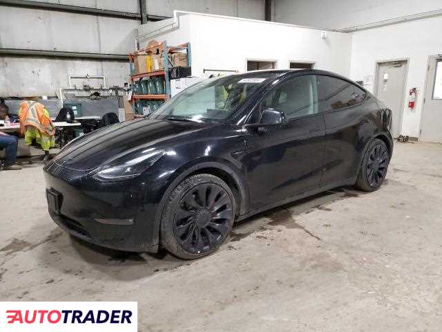 Tesla Model Y 2022 Tesla Model Y 2022