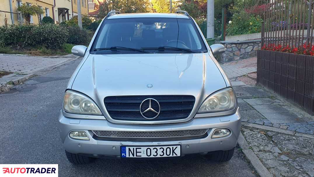 Mercedes M-klasa 2001 2.7 163 KM