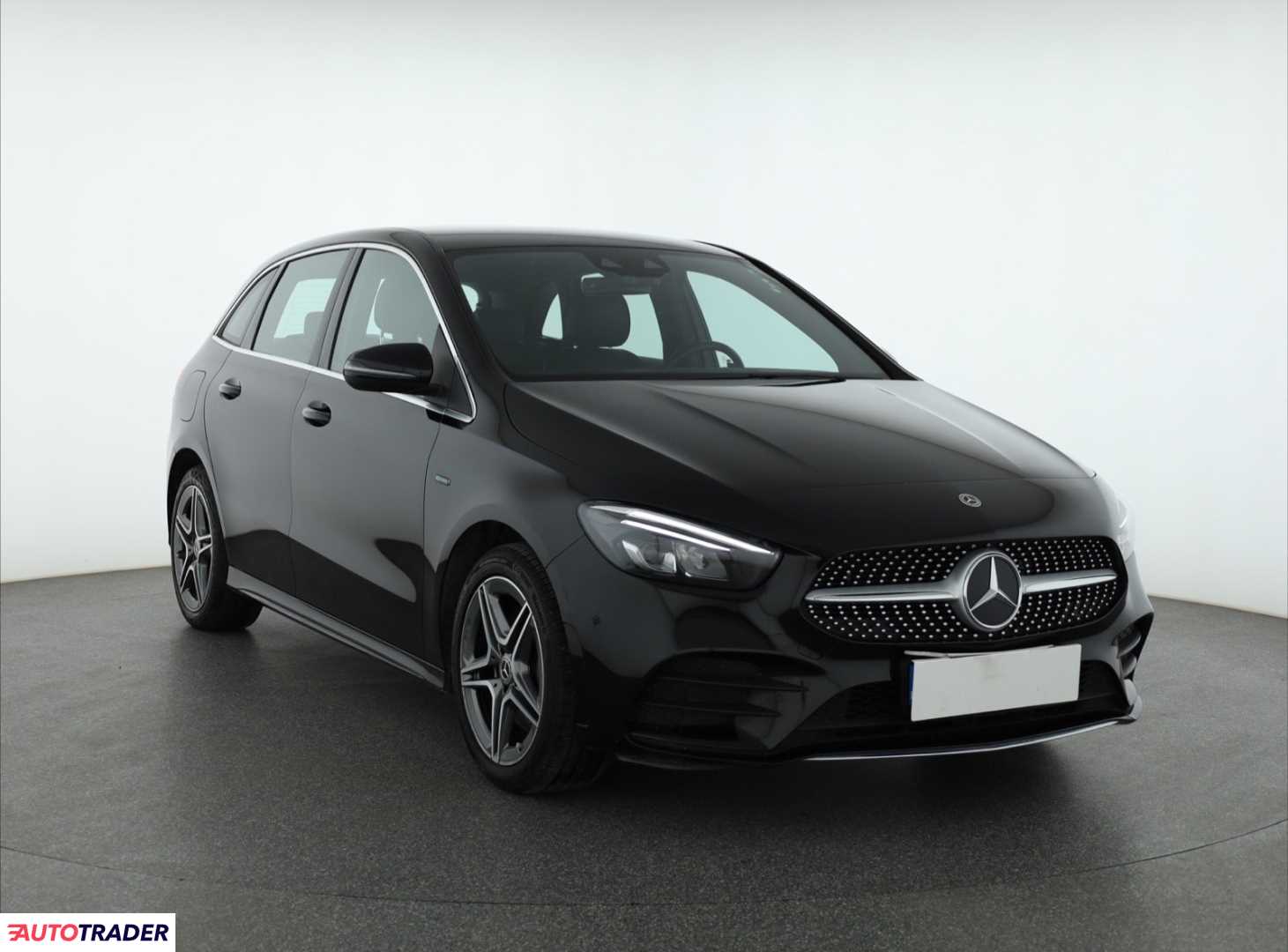 Mercedes B-klasa 1.3 214 KM 2020r. (Piaseczno)