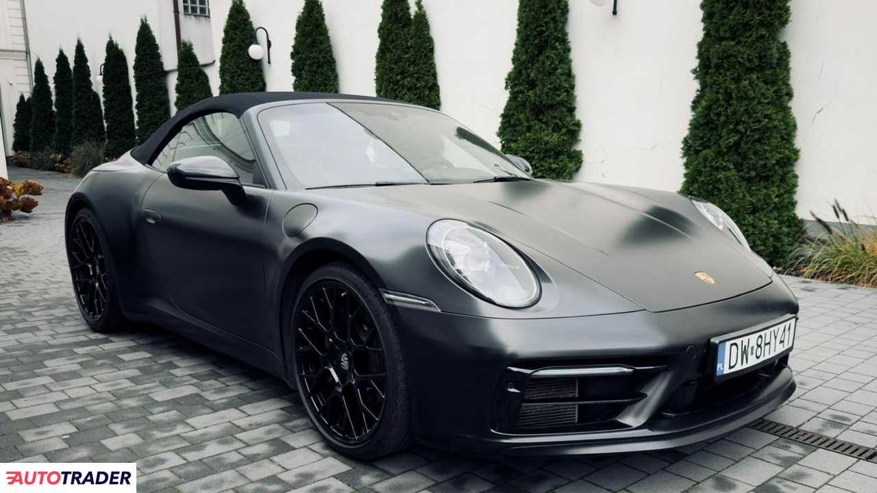 Porsche 911 3.0 benzyna 385 KM 2020r. (Leszno)