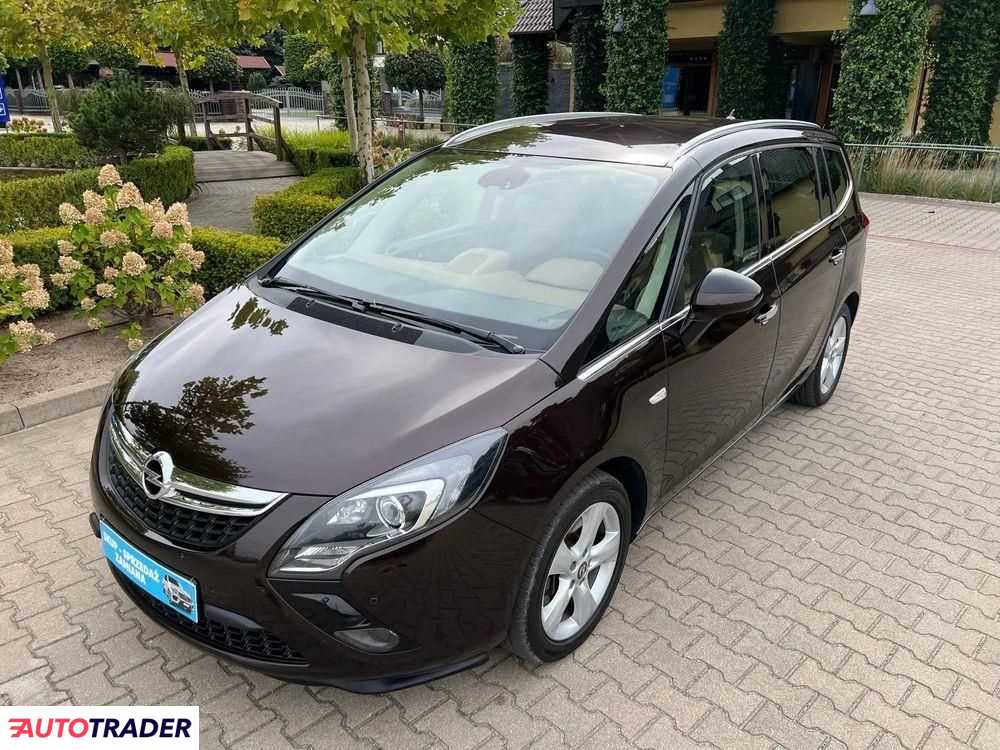 Opel Zafira 2013 2.0 165 KM