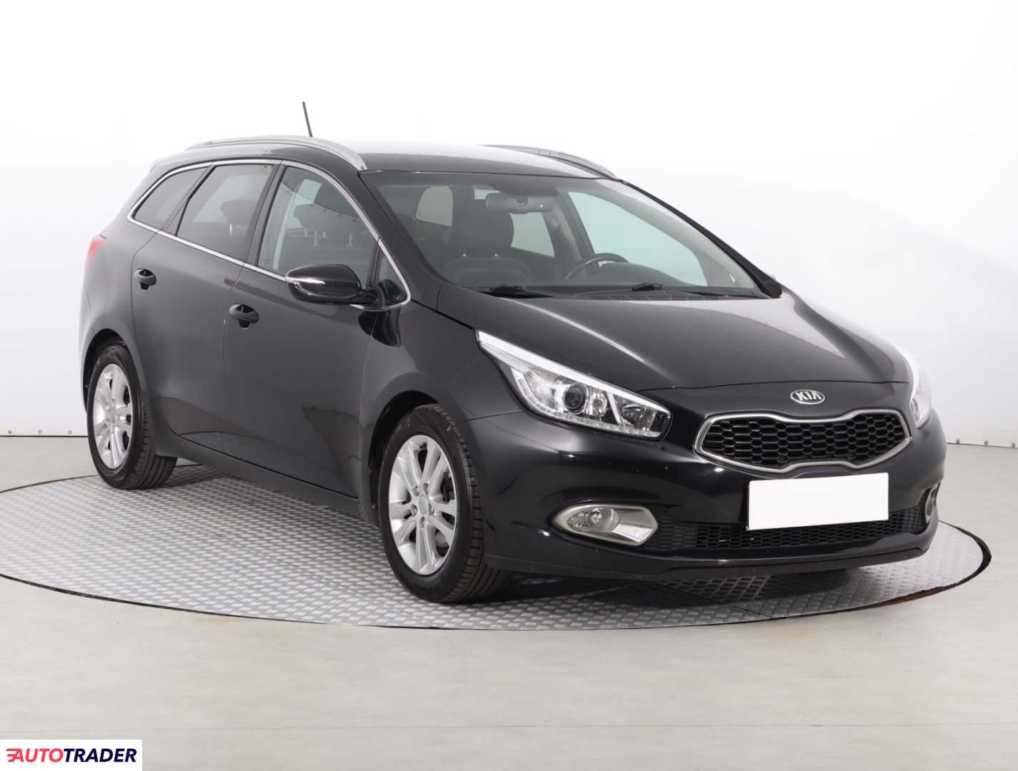 Kia Ceed 2014 1.6 132 KM Kia Ceed 2014 1.6 132 KM