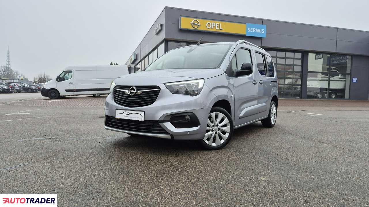 Opel Combo 2020 1.2 131 KM