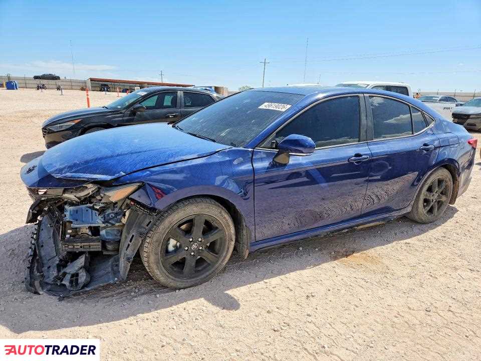 Toyota Camry 2025 2