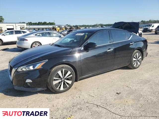 Nissan Altima 2021 2