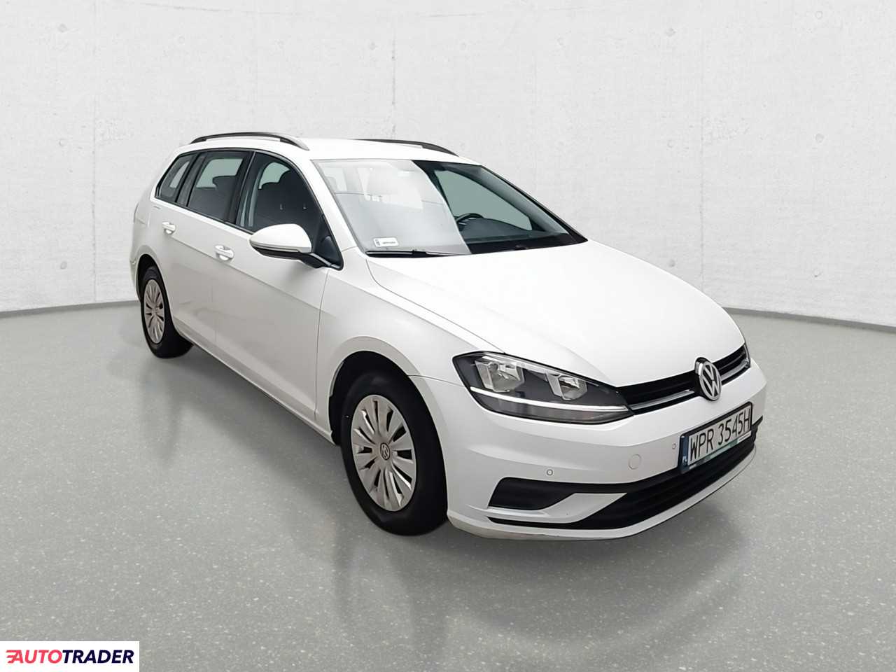 Volkswagen Golf 1.6 diesel 116 KM 2020r. (Komorniki)