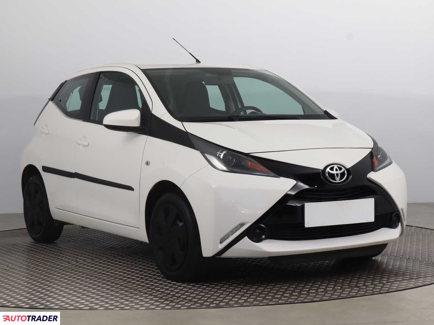 Toyota Aygo 2017 1.0 68 KM Toyota Aygo 2017 1.0 68 KM