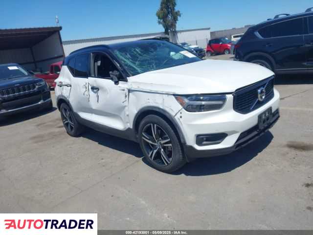 Volvo XC40 2022 2