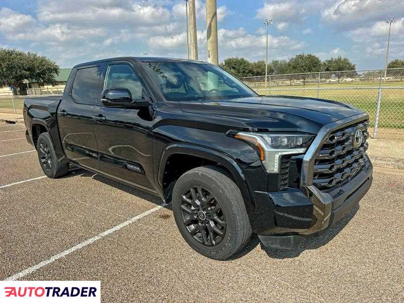 Toyota Tundra 2022 3